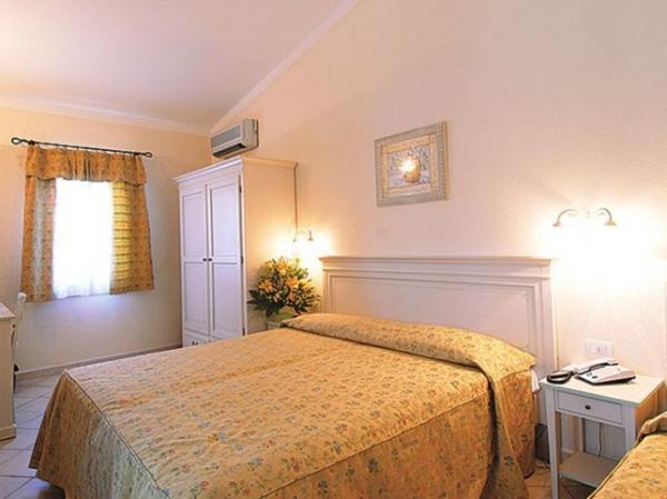 Ultimi Tuffi in Sardegna: Club Hotel Eurovillage a Budoni 15