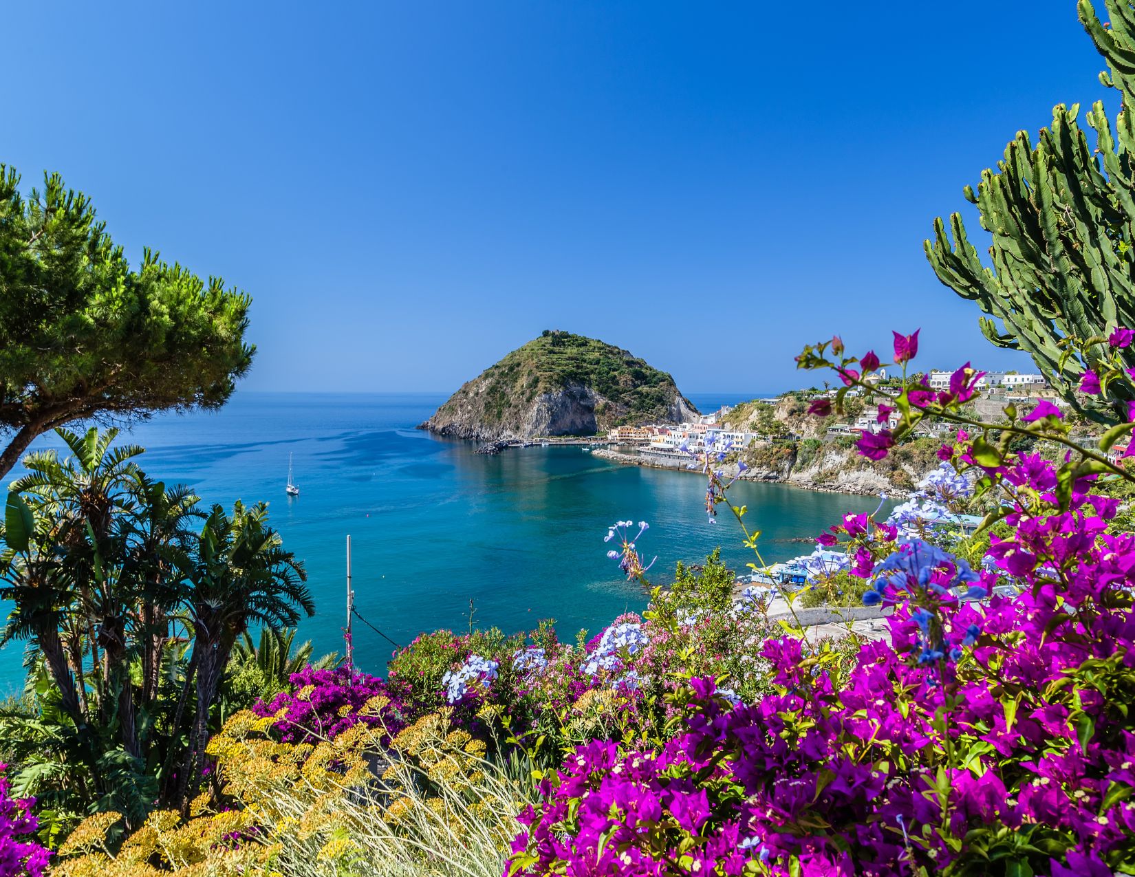 Soggiorno ad Ischia Tutto Incluso: pensione completa, servizio spiaggia e transfer da Roma 7