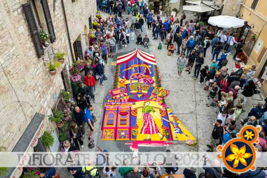 L'infiorata di Spello e i Canali di Rasiglia 7