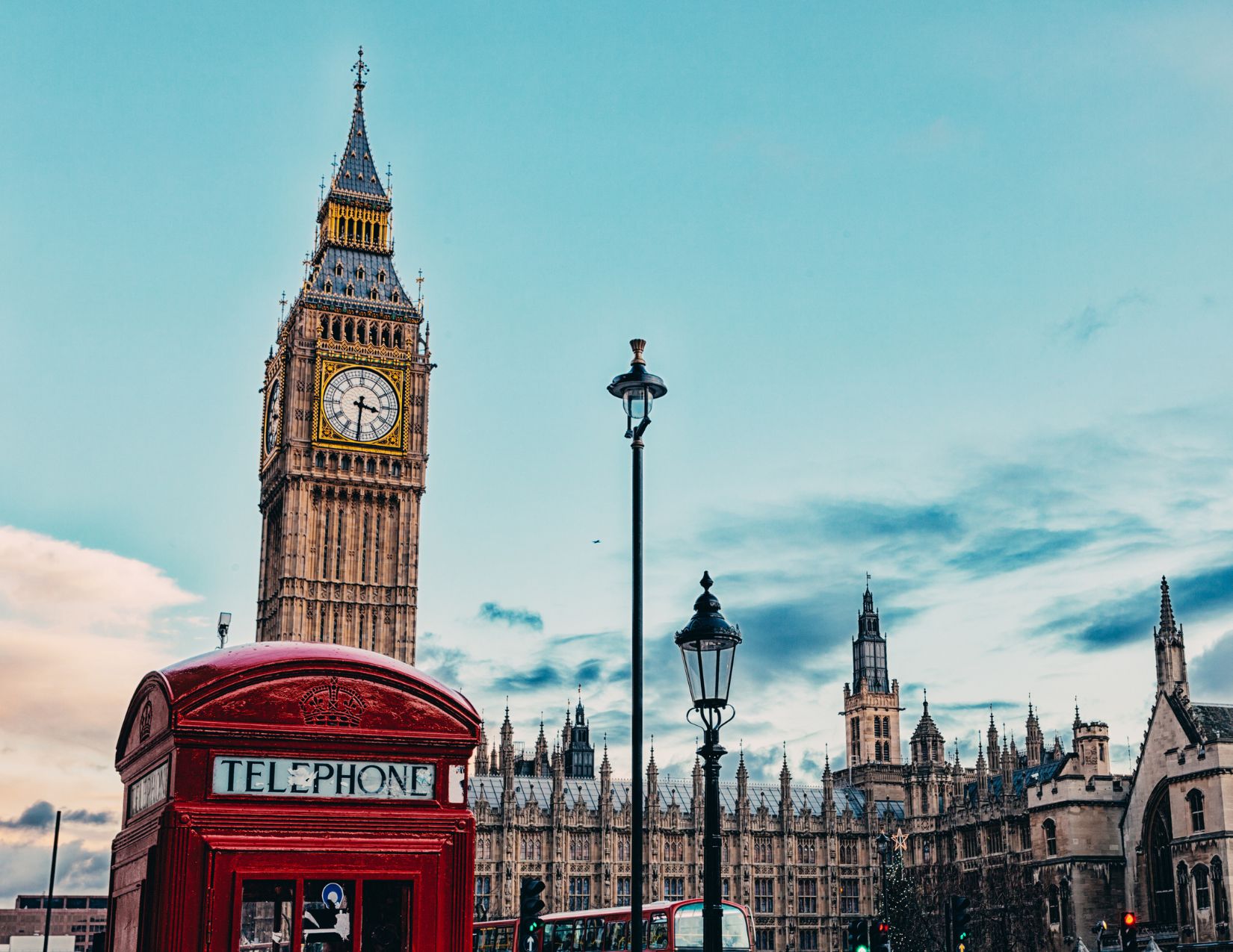 Londra in Fiore: City Break di Primavera nella Città Reale 11