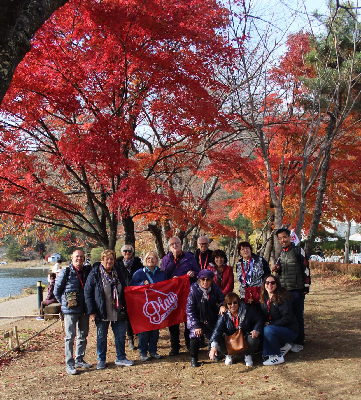 Tour Giappone Rosso Autunno: Esperienze autentiche tra templi, città e il Festival delle Lanterne 2