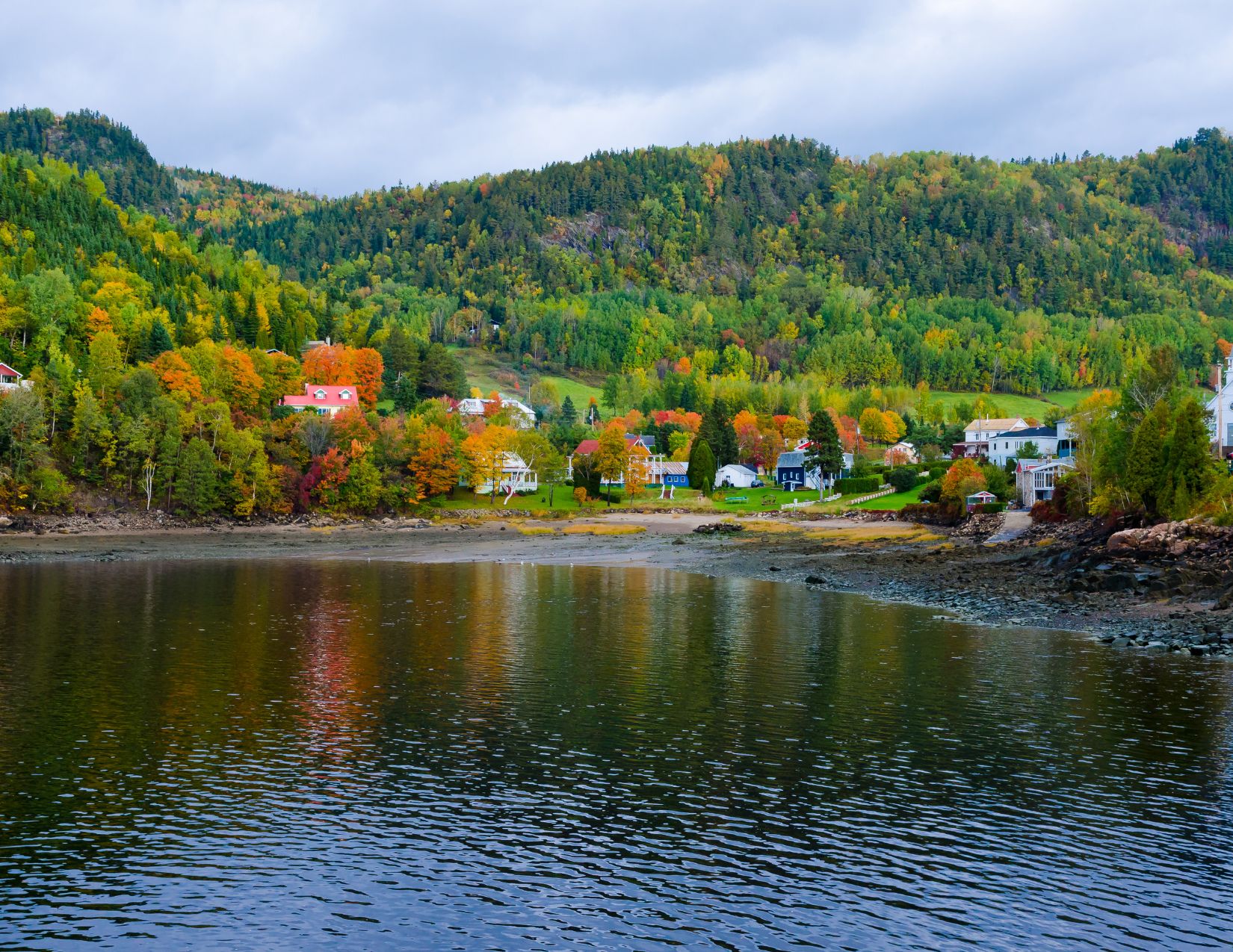 Canada tra Metropoli e Natura: l’Anima Selvaggia del Québec 9