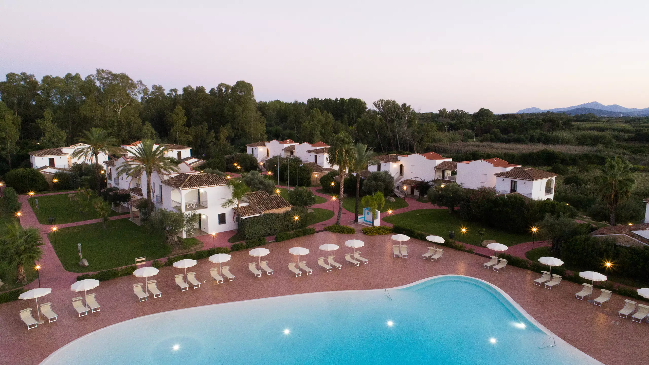 Soggiorno Mare in Sardegna: Puro Relax al Resort Torre Navarrese 10