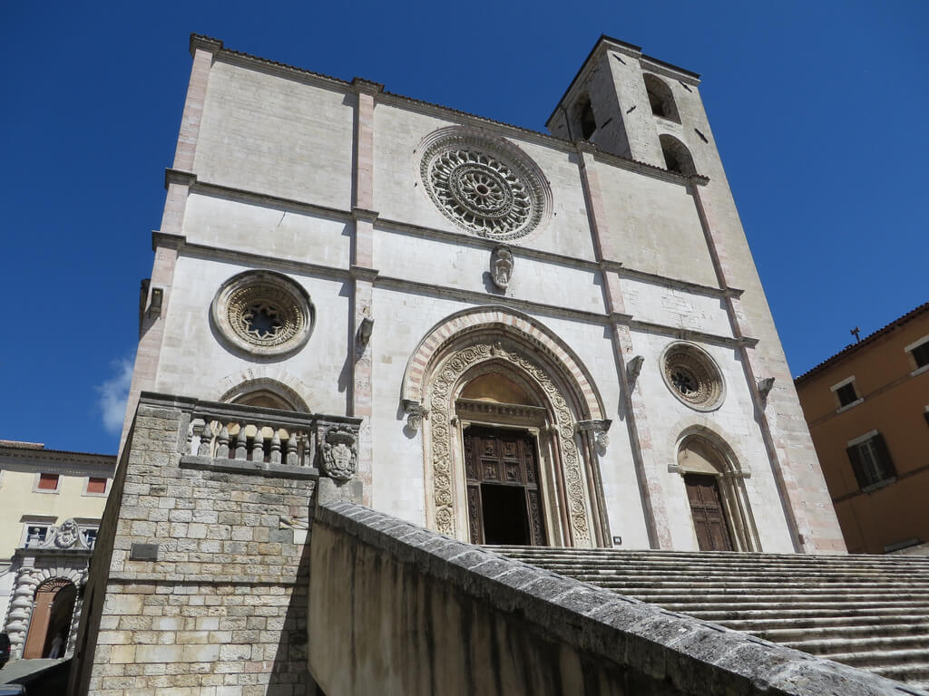 Respira l'Umbria: lavanda in fiore ad Assisi e magia medievale a Bevagna 15