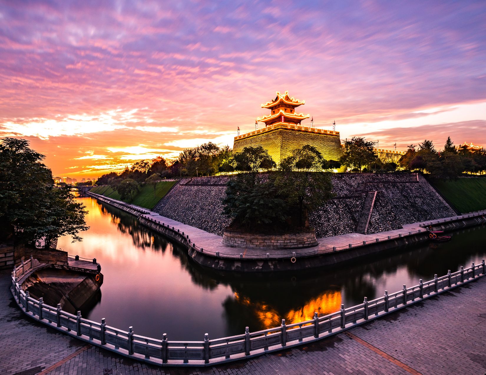 Cina Insolita: dai Panda alle Montagne Fluttuanti 20