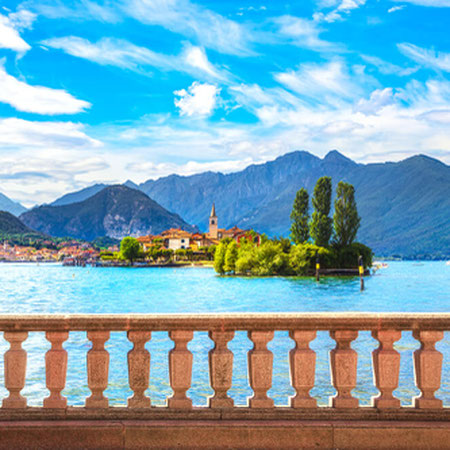 Ferragosto tra i Laghi del Nord: un minitour tra fascino, tradizioni e spettacoli sul lago