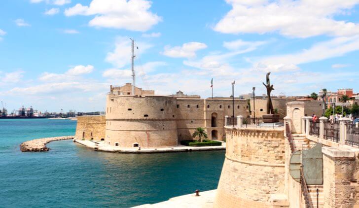 Primi tuffi in Puglia: Tour & Soggiorno Mare 18